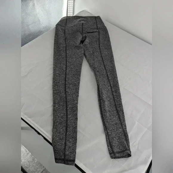Victoria Sport Knockout Tight Womens Size XS Heathered Gray - Picture 9 of 16